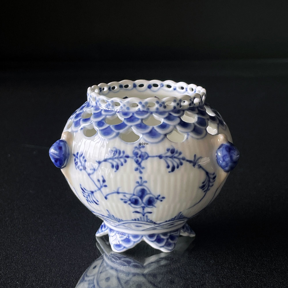 Musselmalet, helblonde, Lille vase, Royal Copenhagen nr. 1-1043