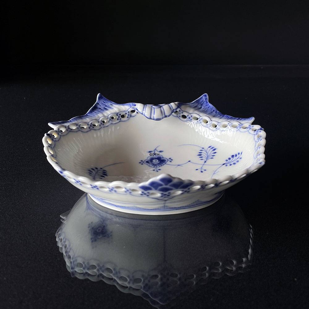 Musselmalet helblonde asiet 20 cm, Royal Copenhagen nr. 1075