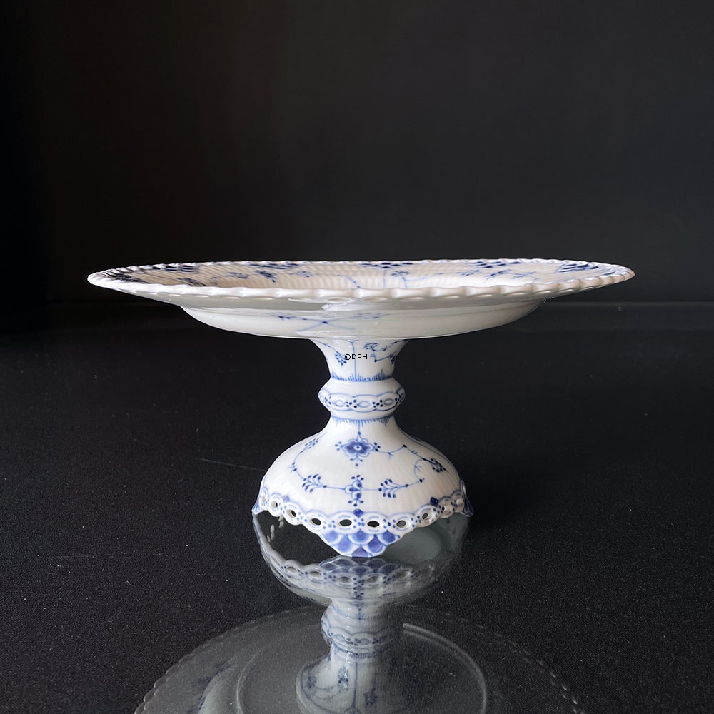 Musselmalet, helblonde, opsats med fod nr. 1/1093, Royal Copenhagen