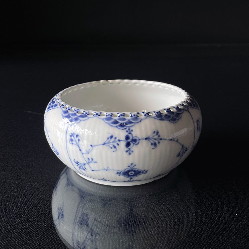 Musselmalet, helblonde, sjælden rund skål, Royal Copenhagen nr. 1/1183