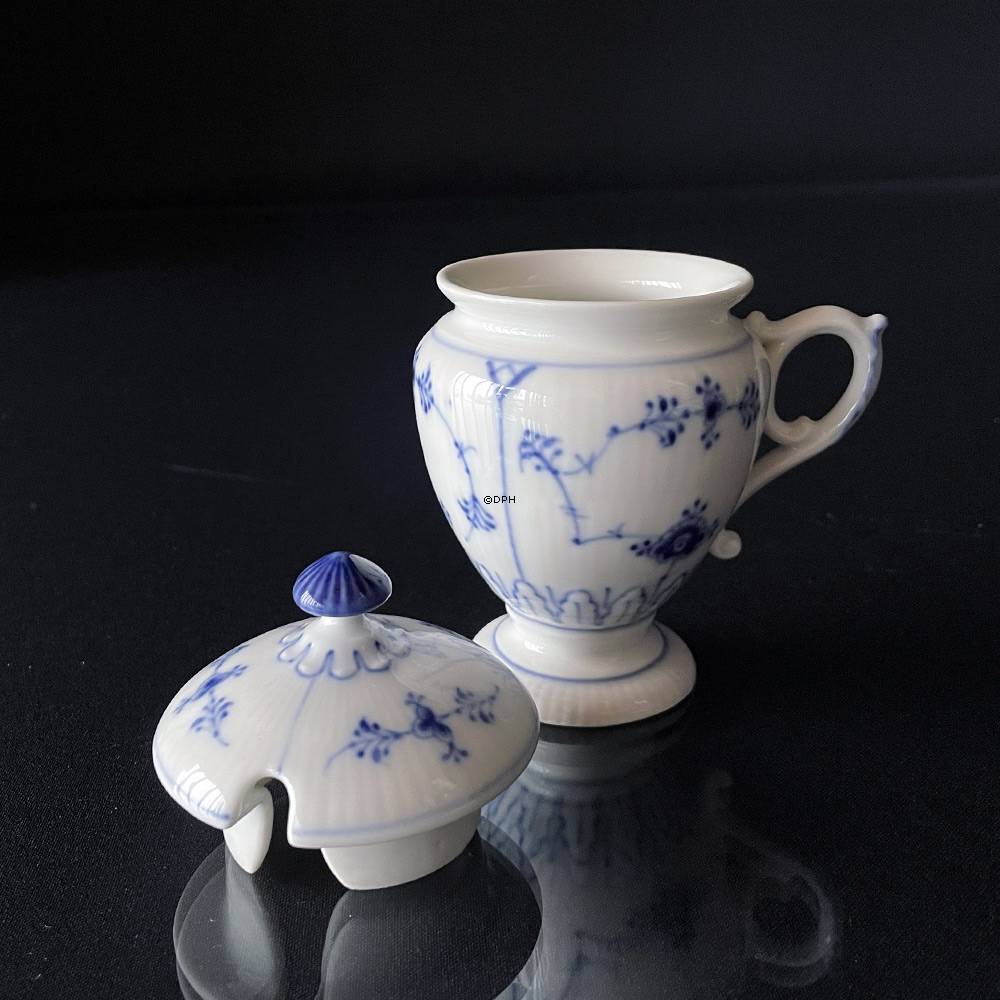 Musselmalet, riflet, krukke med låg og  hank/ sennepskande nr. 138