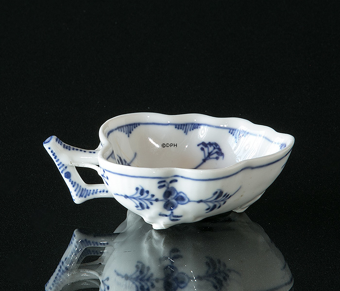 Musselmalet riflet bladformet lille skål 10 cm, Royal Copenhagen nr. 148