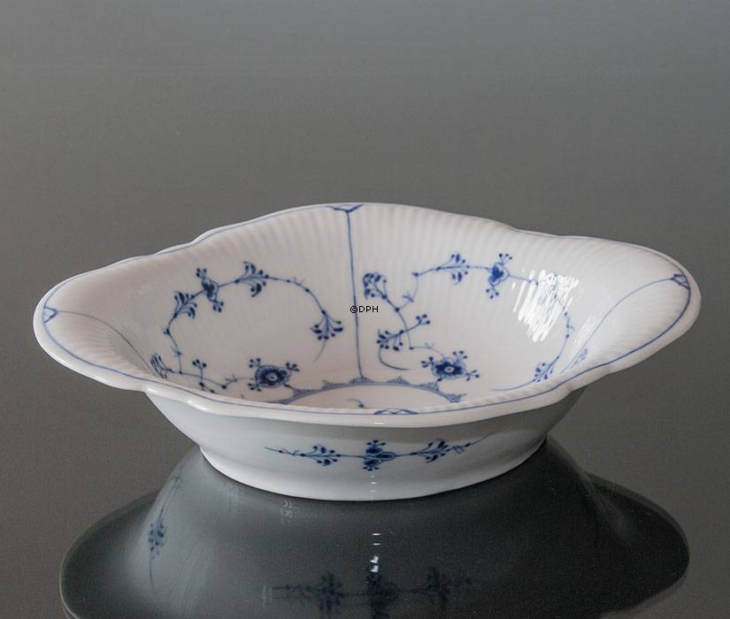 Musselmalet, riflet, Stor oval skål, sjælden 30cm, Royal Copenhagen nr. 2014
