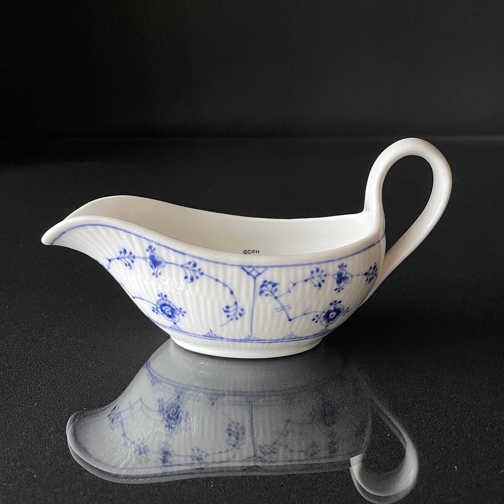 Musselmalet, riflet, sovsekande, Royal Copenhagen nr. 1-2041