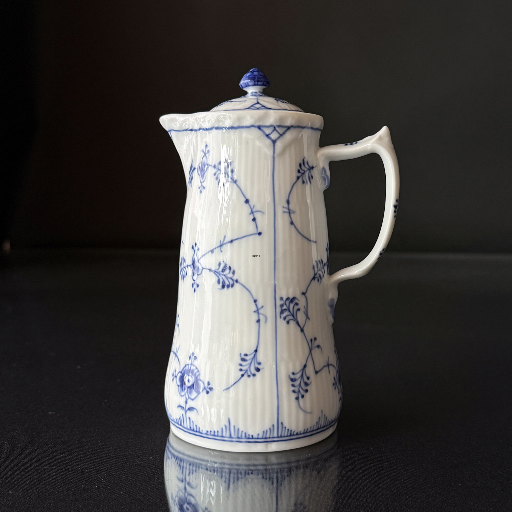 Musselmalet, riflet, kande nr.1-32, Royal Copenhagen Meget sjælden