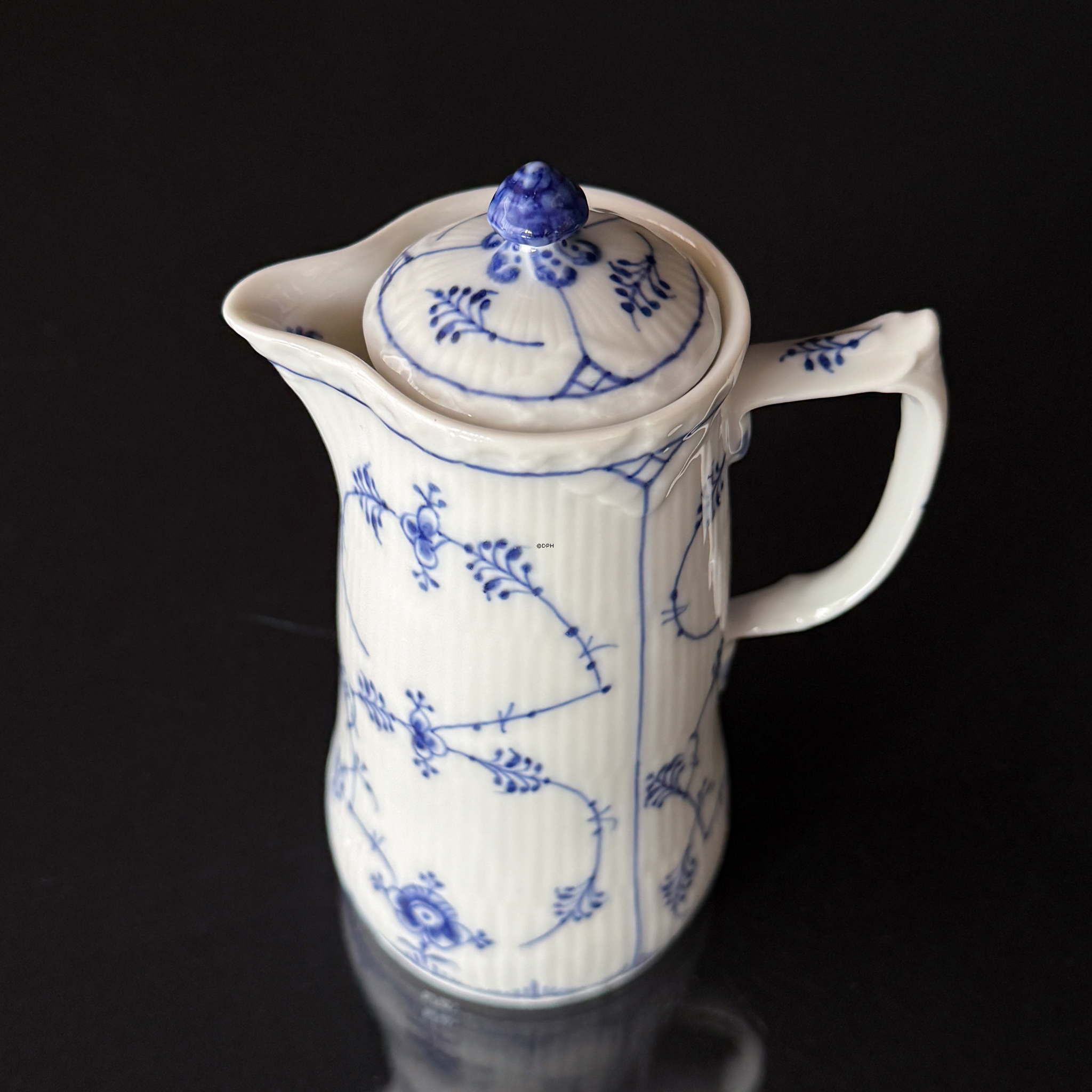 Musselmalet, riflet, kande nr.1-32, Royal Copenhagen Meget sjælden