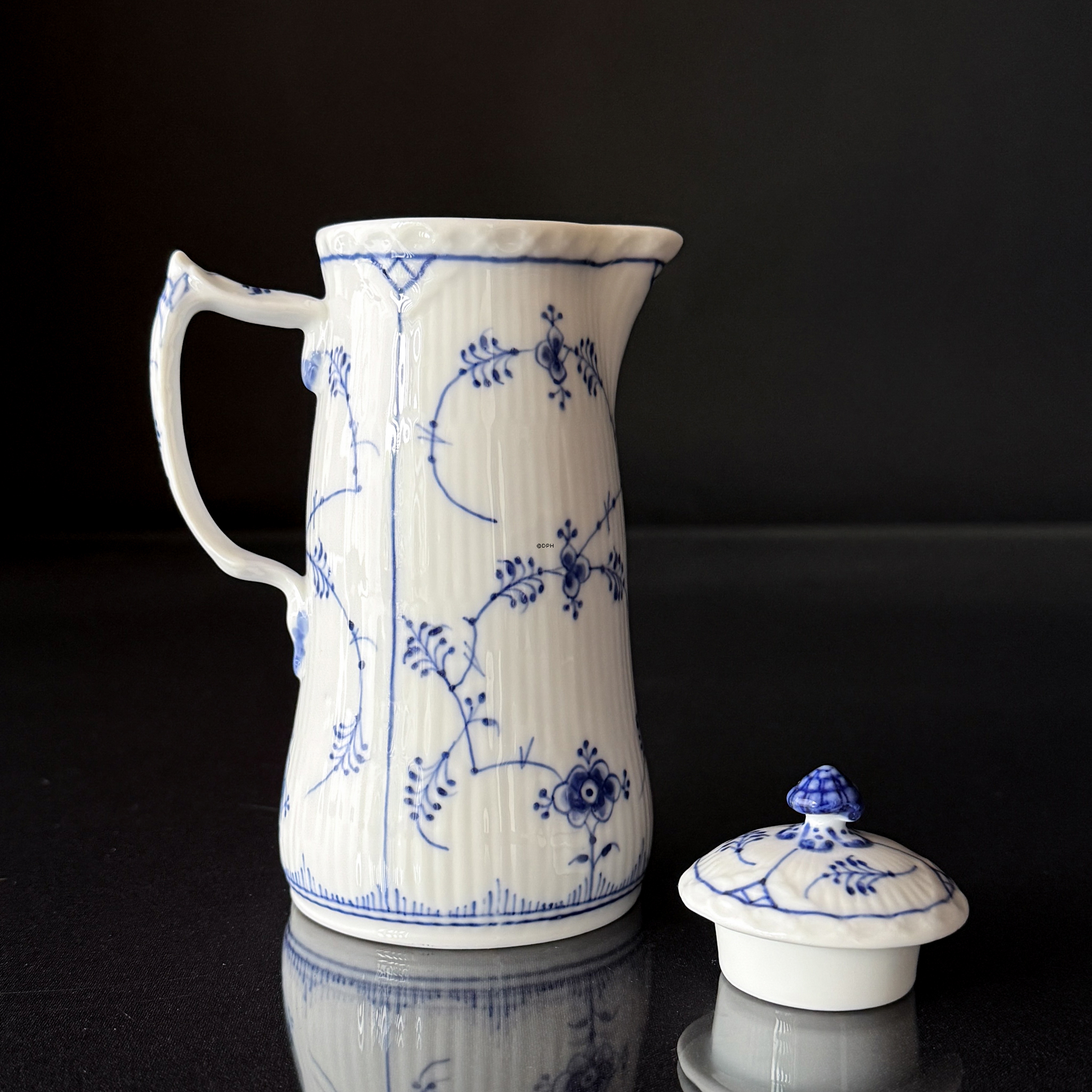 Musselmalet, riflet, kande nr.1-32, Royal Copenhagen Meget sjælden