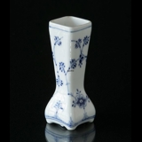 Musselmalet, riflet vase, Royal Copenhagen nr. 438