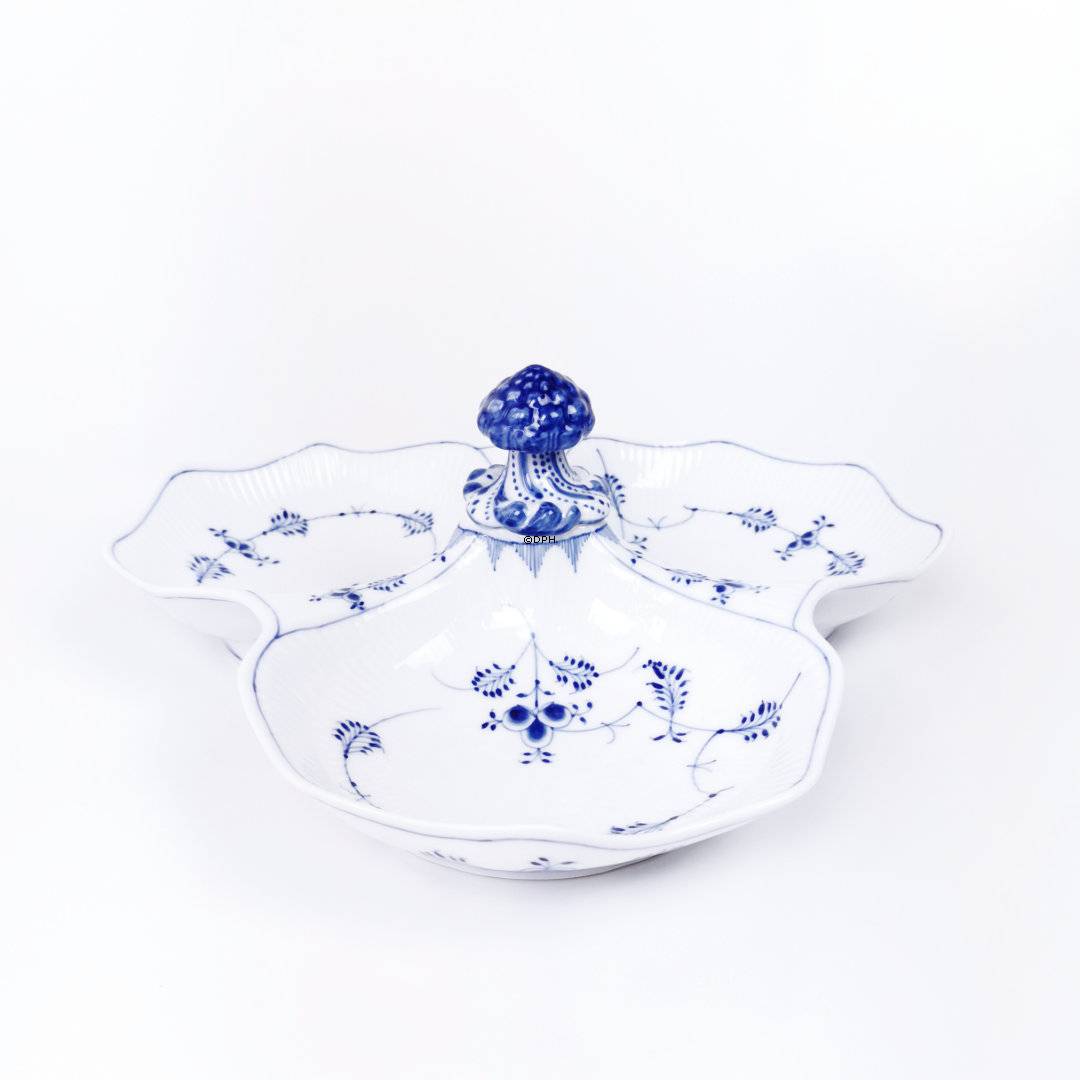 Sjælden Musselmalet, cabarat fad, riflet, tredelt nr. 1/8, Royal Copenhagen 33cm