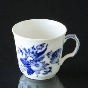 Blå Blomst, svejfet, lille Kaffekop UDEN underkop Royal Copenhagen | Nr. 10-1546-K | DPH Trading