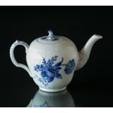 Blue Flower, Curved, Teapot Royal Copenhagen no. 1688