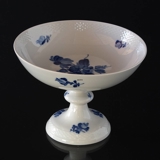 Blue Flower, Braided, Round Cake Dish on high foot no. 10/8064, Royal Copenhagen