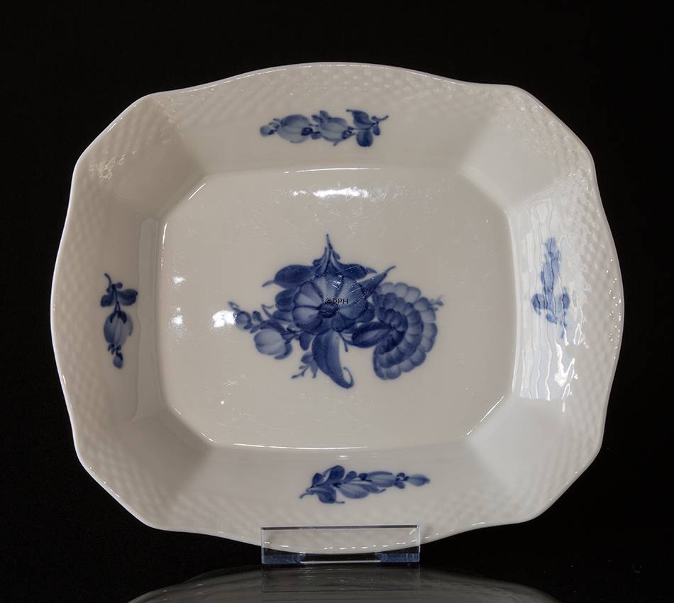 Blå Blomst, Flettet Brødbakke nr. 10/8175, Royal Copenhagen ø27cm