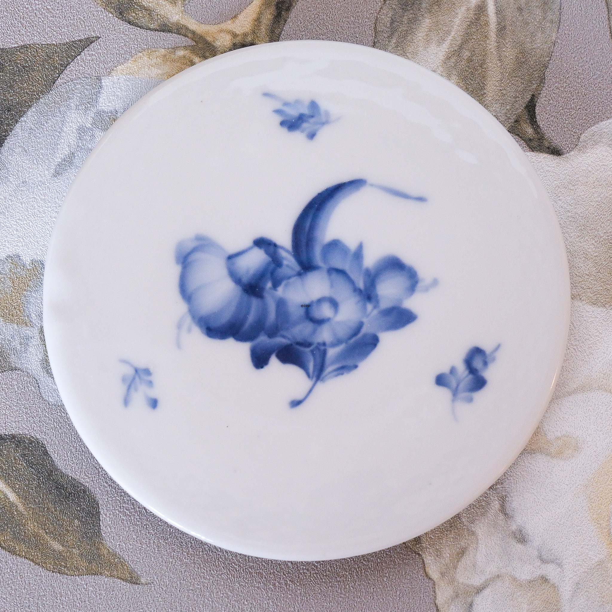 Blå Blomst, Flettet, Bordskåner nr. 10/8204, Royal Copenhagen