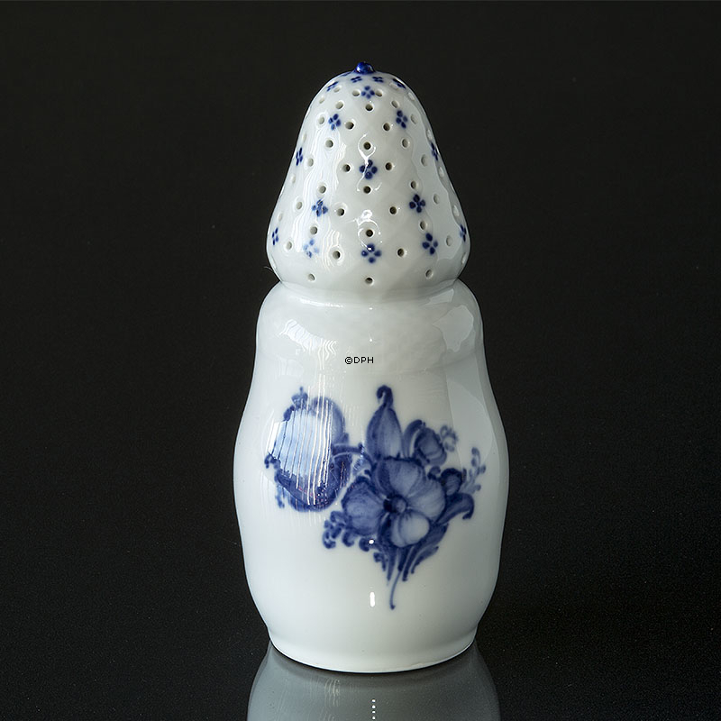 Blå Blomst, flettet, Sukkerstrødåse nr. 10/8222, Royal Copenhagen