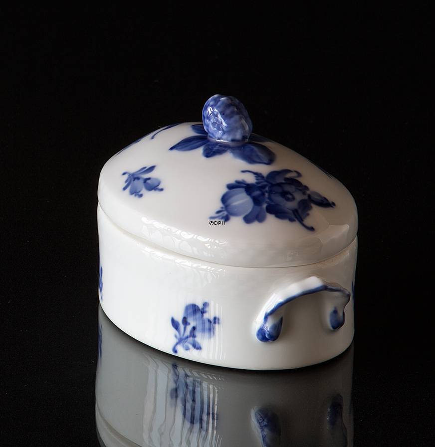 Blå Blomst, flettet, lågkrukke nr. 10/8238, Royal Copenhagen