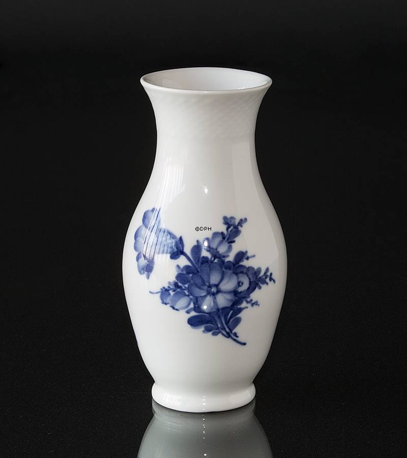 Blå Blomst, flettet, vase nr. 10/8263, 18cm, Royal Copenhagen