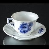 Blaue Blume, eckig, Sehr Klein Kaffeetasse Nr. 10/8519, Royal Copenhagen Tasse Ø6cm H: 4,5cm Untertasse: Ø 9,8cm