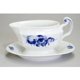 Blå Blomst, kantet, sovseskål med fast fod nr. 10/8537, Royal Copenhagen