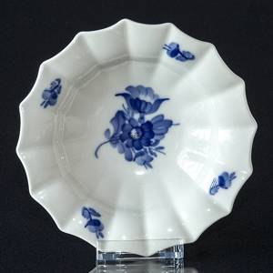 Blå Blomst, kantet, oval asiet ø15cm | Nr. 10-8555 | DPH Trading