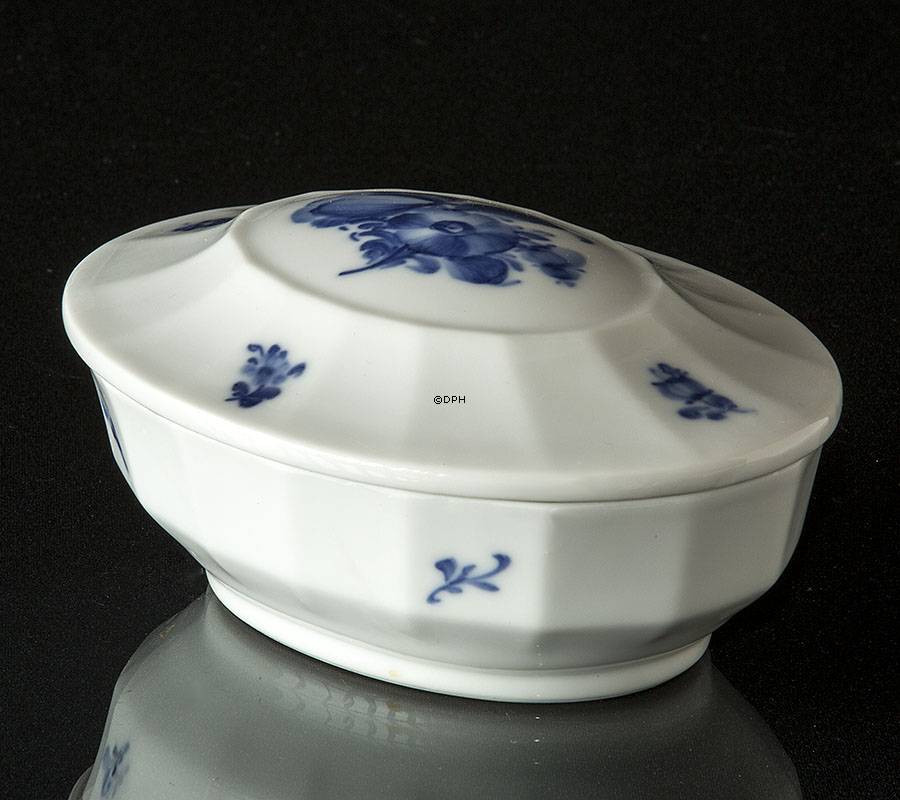 Blå Blomst, kantet, krukke med låg nr. 10-8600 (sjælden), Royal Copenhagen