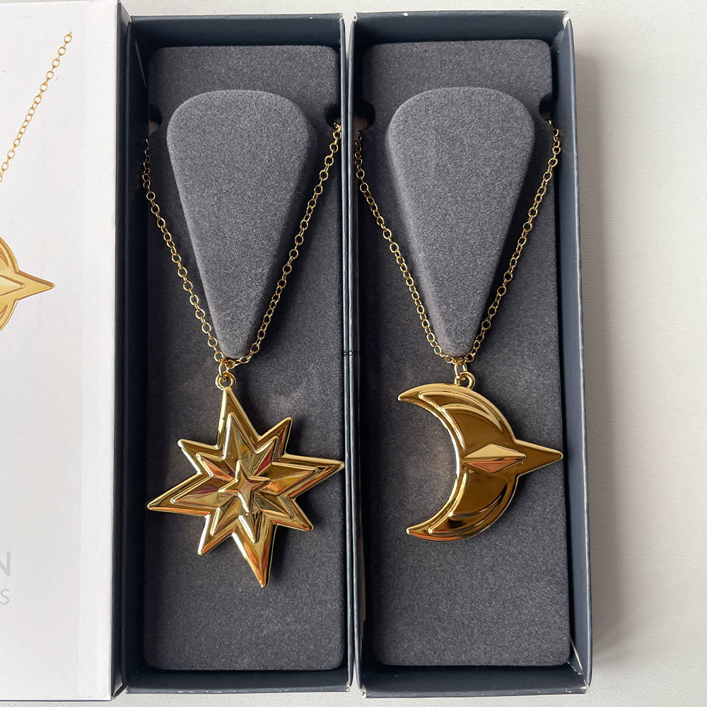 Stjerne og måne - Georg Jensen jule ornamenter, sæt 2024