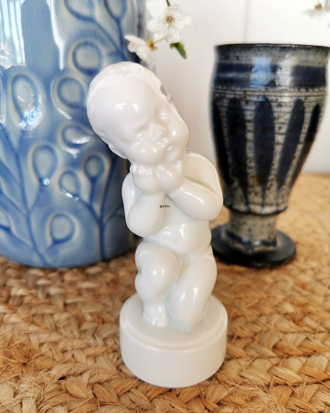 Tandpine, hvid figur, Bing & Grøndahl nr. 2207 eller 454