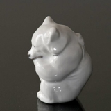 Hvid figur af isbjørneunge, Royal Copenhagen nr. 21435 eller 235