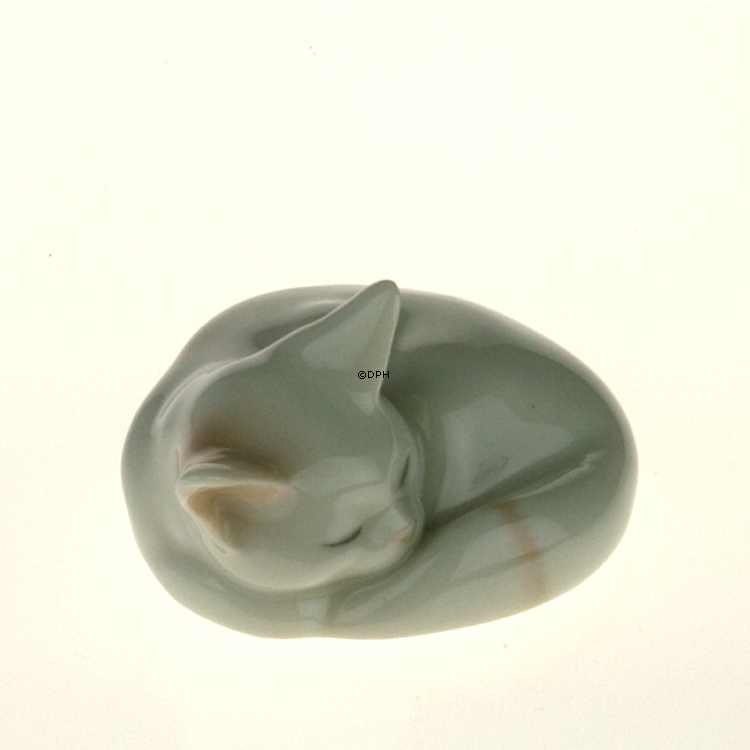 Kat, Blanche, Royal Copenhagen figur nr. 678