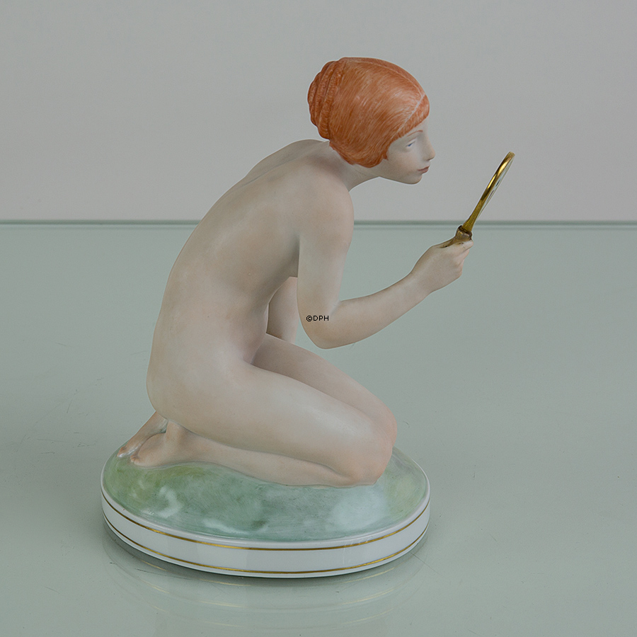 Pige med spejl, Overglasurfigur, Royal Copenhagen nr. 1244 eller 093