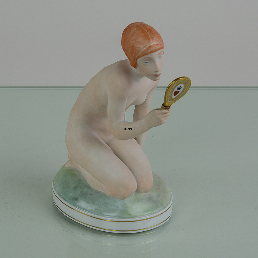 Pige med spejl, Overglasurfigur, Royal Copenhagen nr. 1244 eller 093