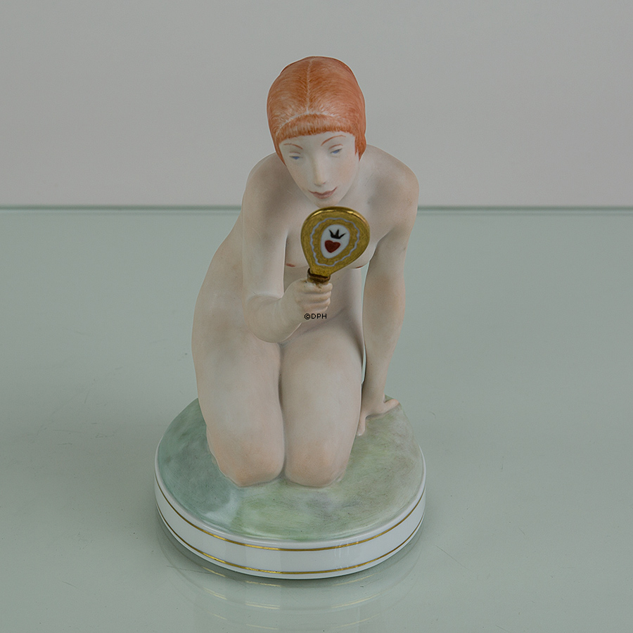 Pige med spejl, Overglasurfigur, Royal Copenhagen nr. 1244 eller 093