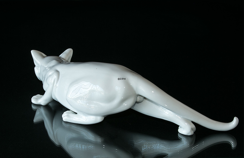 Snigende kat, Royal Copenhagen figur nr. 473 eller 059