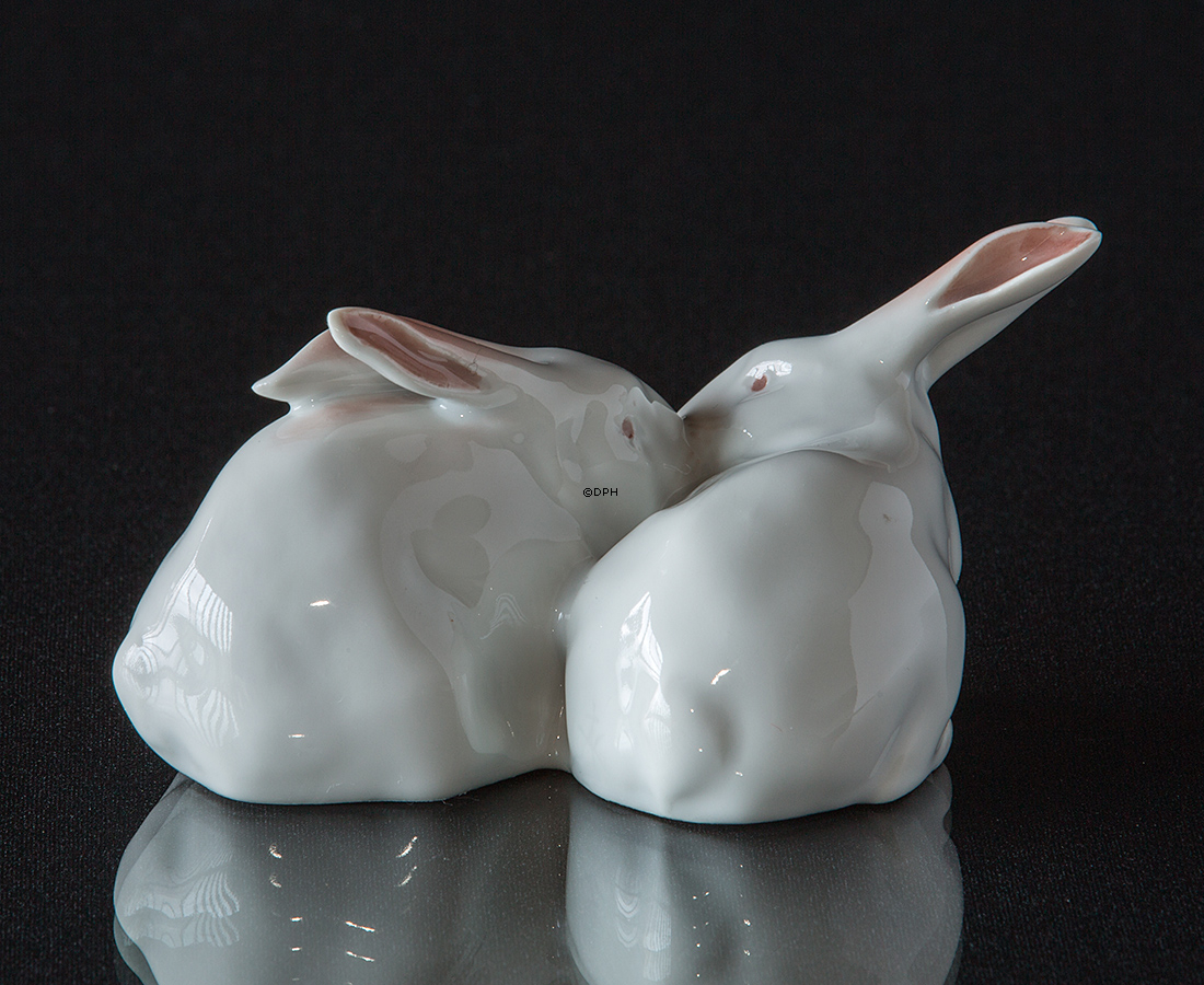 Hvide Kaniner, Royal Copenhagen figur nr. 518 eller 065