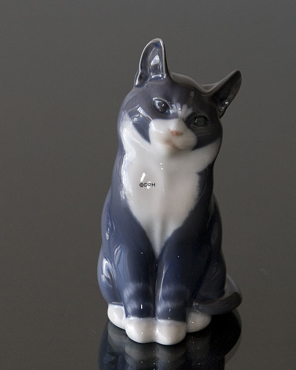 Legende grå kat, Royal Copenhagen figur nr. 1803 eller 115