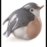 Robin, Royal Copenhagen bird figurine no. 2266 or 127