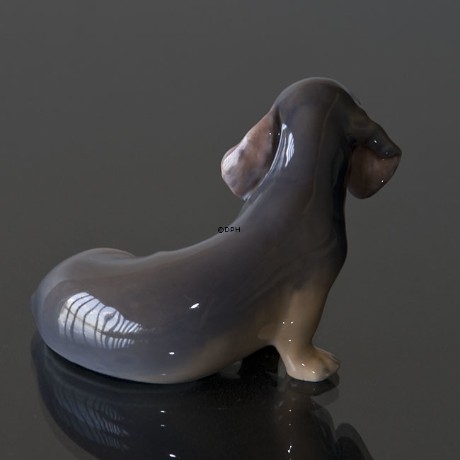 Gravhund, Royal Copenhagen hunde figur nr. 3140 eller 140