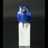 Blaue Ara, Bing & Gröndahl Vogelfigur Nr. 2235 oder 503