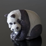 Panda with Cub, motherly love, Royal Copenhagen figurine no. 666