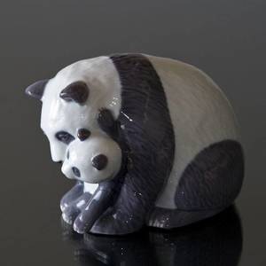 Panda med unge, Royal Copenhagen figur | Nr. 1020666 | Alt. 1020666 | DPH Trading
