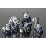 Pandas spielt und kämpft, Royal Copenhagen Figur Nr. 667