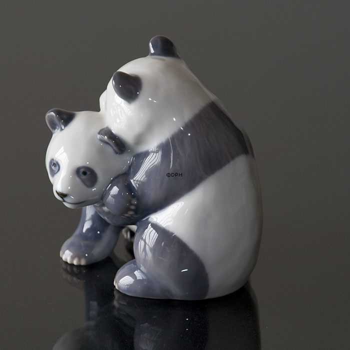 Legende Panda, Royal Copenhagen figur nr. 667