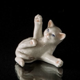Cat, Royal Copenhagen figurine no. 682