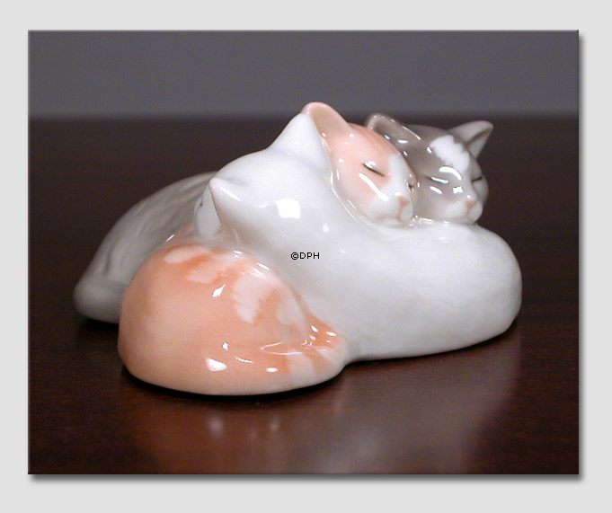 Felix, Fuzzy & Fleur, katte, Royal Copenhagen figur nr. 684