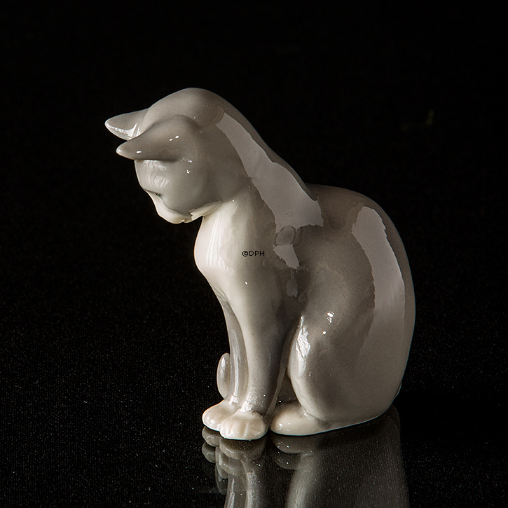 Princess, kat, Royal Copenhagen figur nr. 687