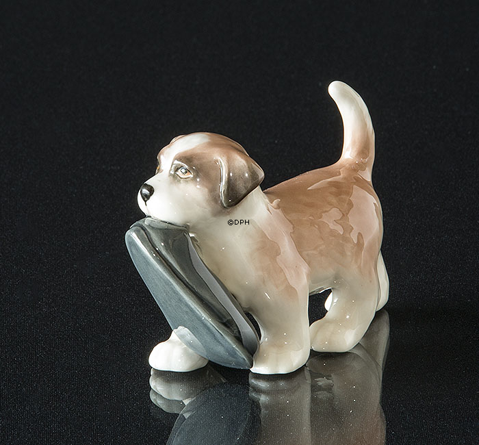 Sanktbernhardshund, Royal Copenhagen hunde figur nr. 744
