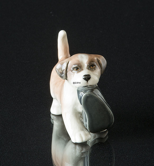 Sanktbernhardshund, Royal Copenhagen hunde figur nr. 744