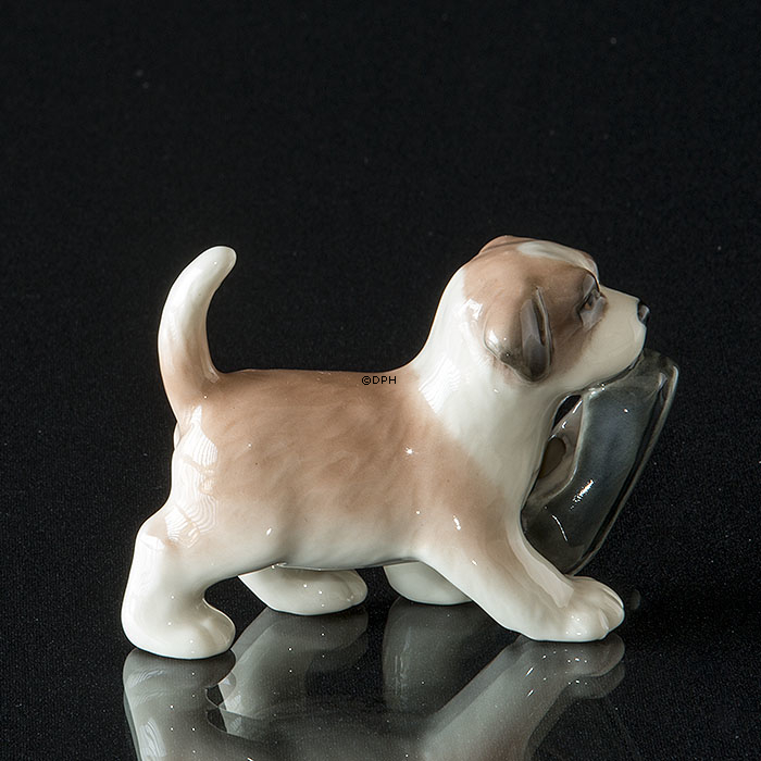 Sanktbernhardshund, Royal Copenhagen hunde figur nr. 744