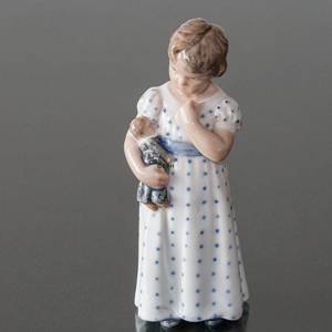 Pige med dukke, Royal Copenhagen figur nr. 3539 | Nr. 1021146 | Alt. R3539 | DPH Trading