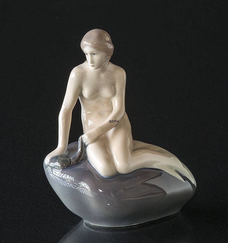Den Lille Havfrue, Royal Copenhagen figur nr. 5689 eller 159